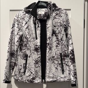 Zyia Active Women's Marble Patterned Ski Jacket